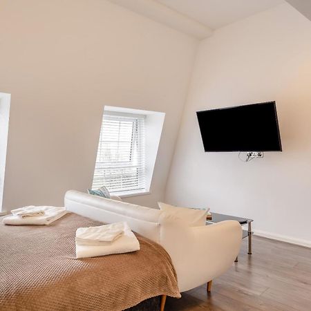Foxhouse Studio Apartments Плімут Екстер'єр фото