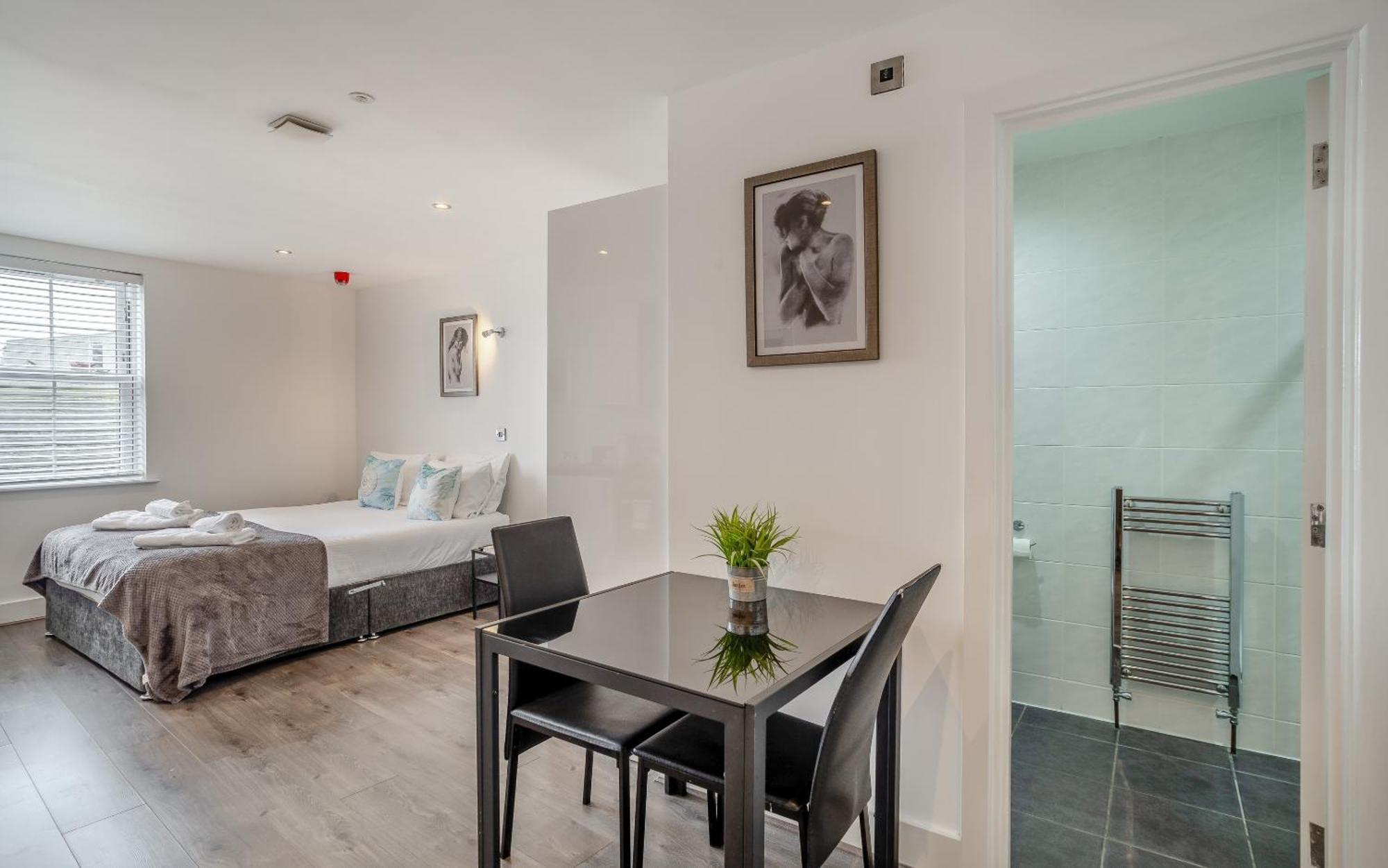 Foxhouse Studio Apartments Плімут Екстер'єр фото