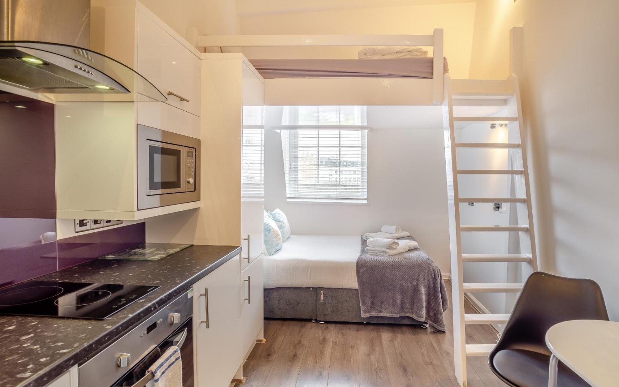 Foxhouse Studio Apartments Плімут Екстер'єр фото
