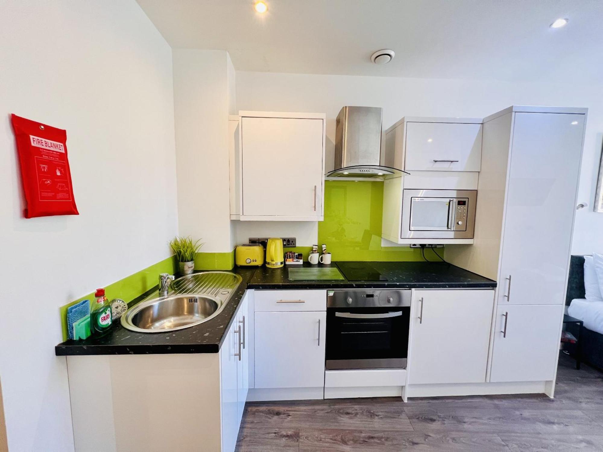 Foxhouse Studio Apartments Плімут Екстер'єр фото