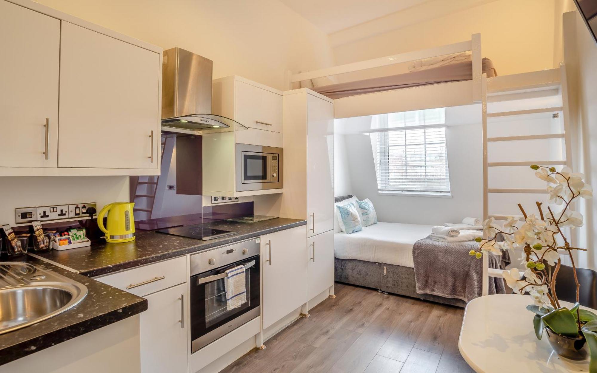 Foxhouse Studio Apartments Плімут Екстер'єр фото